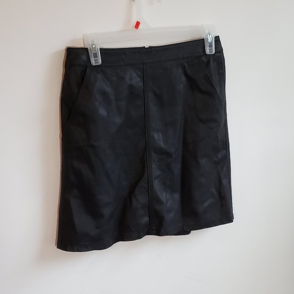 LOFT Ann Taylor Black Faux Leather Shift Skirt - Picture 4 of 13